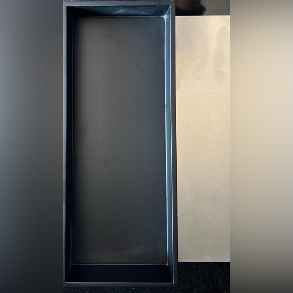 Tumi Multi-Use Retail Display Case: Brand New. Color: Black & Gun Metal Silver - Picture 6 of 10